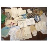 VINTAGE LINENS CROCHET EMBROIDERY DOILIES