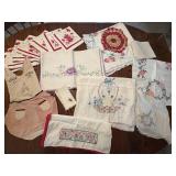 VINTAGE LINENS CROCHET EMBROIDERY DOILIES