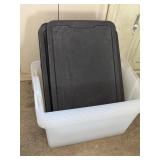 6 CLEAR STORAGE TOTES W LIDS