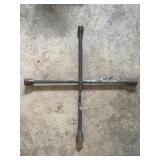 CRAFTSMAN 25' SAE METRIC 4 WAY LUG WRENCH