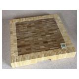 WILLIAMS SONOMA TWO TONE BAMBOO CUTTING BOARD NOS
