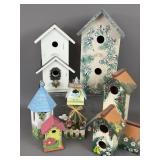 ASSORTED DECORATIVE & FUNCTIONAL BIRD HOUSES