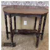 ANTIQUE WOOD PARLOR TABLE