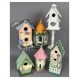 ASSORTED DECORATIVE & FUNCTIONAL BIRD HOUSES