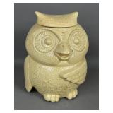 VINTAGE USA POTTERY OWL COOKIE JAR #204