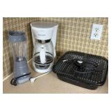 ELECTRIC KITCHEN GRILL COFFEE MAKER & PERS BLENDER