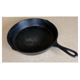 VINTAGE LODGE CAST IRON SKILLET #8 SK USA
