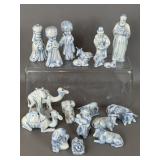VINTAGE CERAMIC NATIVITY FIGURINES IRIDESCENT GLAZ