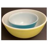 Two Vintage Pyrex Nesting Bowls