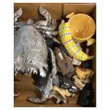 Large Crab, Noahs Arc Wood Figures, Bananas