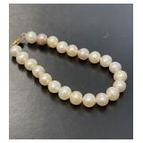 Pearl Bracelet with 14 KT Clasp