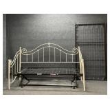 Metal Day Bed with Trundle
