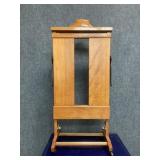 MCM Gentlemens Valet Trouser Press