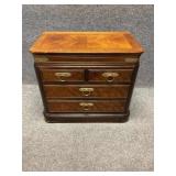Nightstand/Small Chest