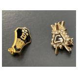 10 KT Letter Pins