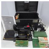 Singer Featherweight Model 221 Sewing Machine