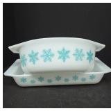 Pyrex Snowflake Pattern Bakeware