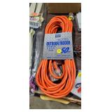 EXTENSION CORD