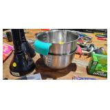 STAINLESS STEEL MIXING BOWLS