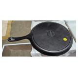 CAST IRON GRIDDLE