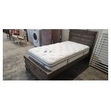 TWIN BED / MATTRESS