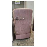 VINTAGE REFRIGERATOR