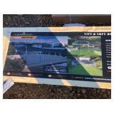 11’ x 19’ METAL CARPORT