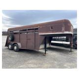 horse trailer horse trailer