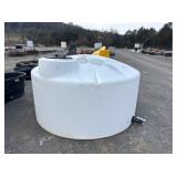 1100 GALLON POLY TANK 1100 GALLON POLY TANK
