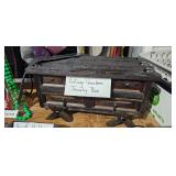 VINTAGE WOODEN JEWELRY BOX