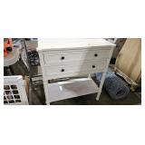 DRESSER / TABLE