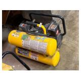 AIR COMPRESSOR AIR COMPRESSOR