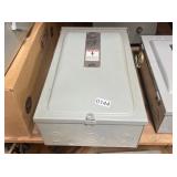 I-T-E ENCLOSED SWITCH 100 AMP BOX I-T-E ENCLOSED SWITCH 100 AMP BOX