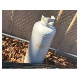 LARGE PROPANE TANK LARGE PROPANE TANK
