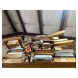 LOT OF LIGHTBULBS, FIXTURES LOT OF LIGHTBULBS, FIXTURES