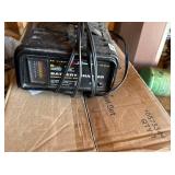 BATTERY CHARGER