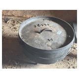 LODGE CAST IRON POT WITH LID