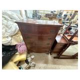 MAHOGANY CHEST OF DRAWERS
