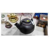 CAST IRON KETTLE