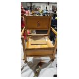 VINTAGE POTTY CHAIR