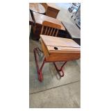 SCHOOL DESK