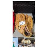 BASEBALL GLOVE BASEBALL GLOVE