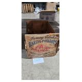 VINTAGE WOODEN CRATE VINTAGE WOODEN CRATE