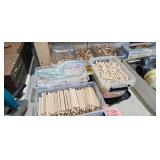 CRAFT / WOODEN DOWEL LOT CRAFT / WOODEN DOWEL LOT