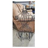 WIRE DRESS FORM DECOR