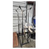 CLOTHES RACK