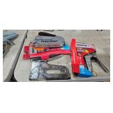 STAPLER LOT