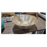 HAMMERED BRASS BOWL