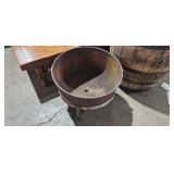 CAST IRON CAULDRON