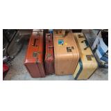 SUITCASE / LUGGAGE LOT